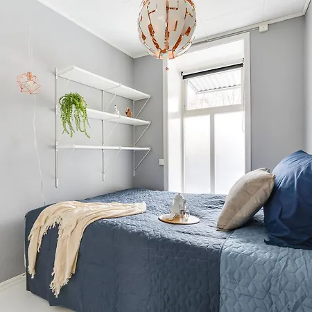 Daire Charming And Cozy - Centrally Located *